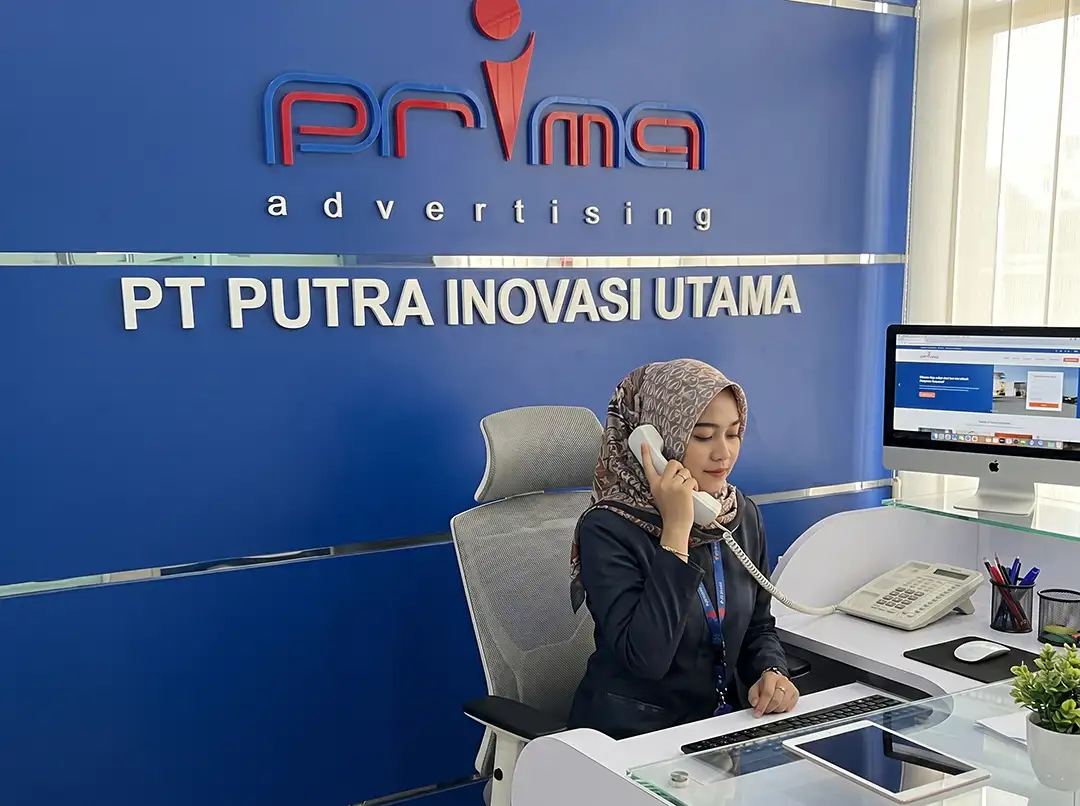Staf Customer Communication Prima Advertising